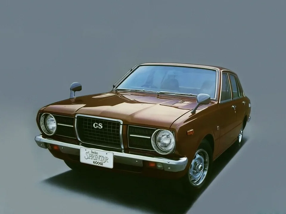 Toyota Sprinter, 3 поколение, E40, E60, Седан