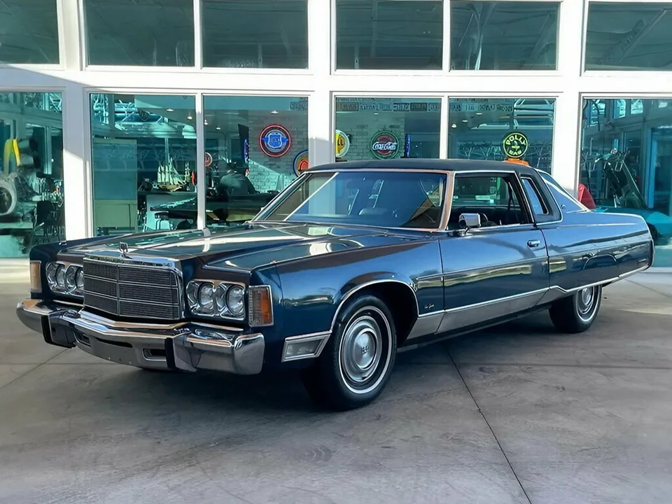 Chrysler New Yorker, IX, Hardtop coupe