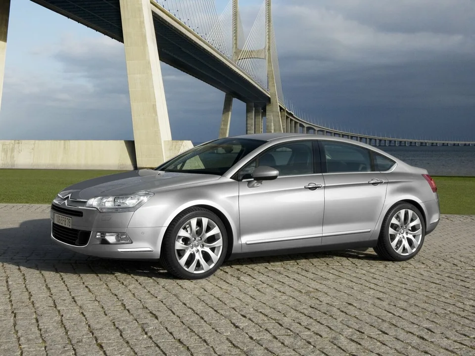 Citroen C5, Generation 2, Sedan