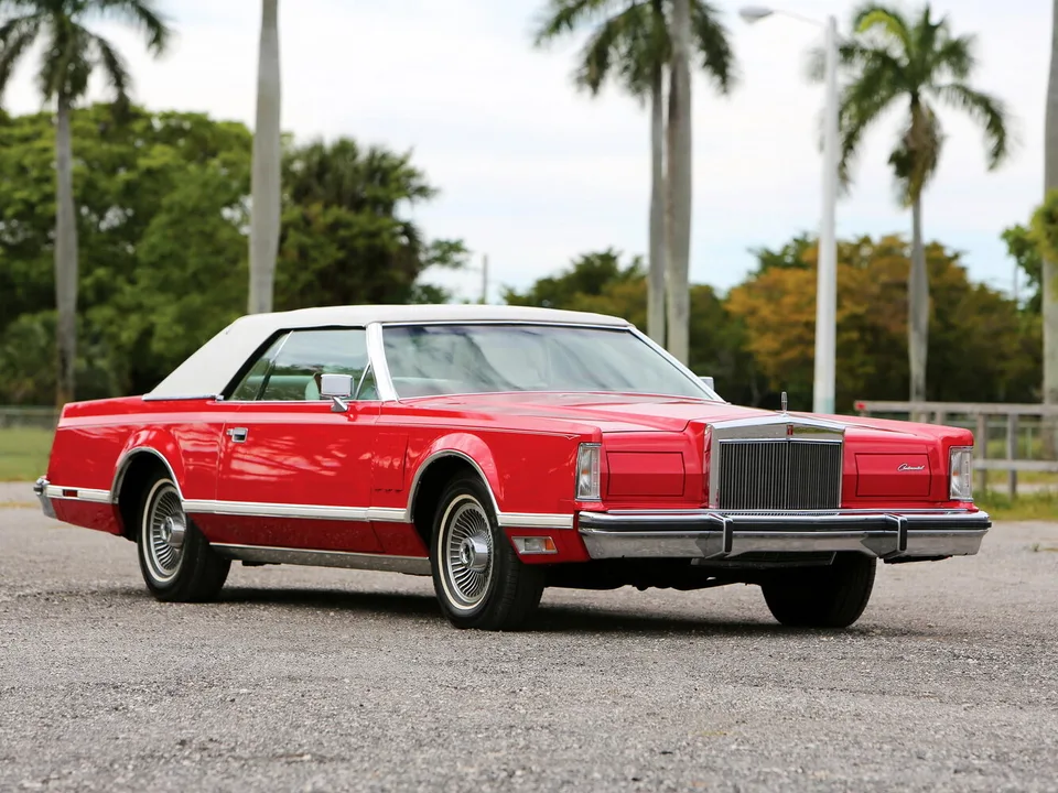Lincoln Continental Mark, V, Coupe