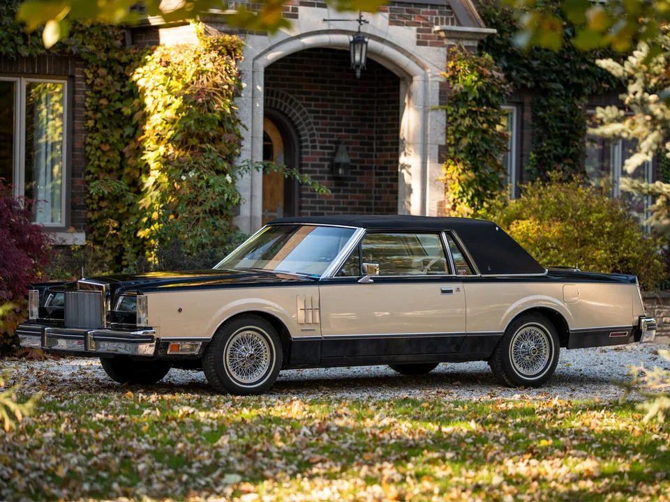 Lincoln Continental Mark, VI, Coupe