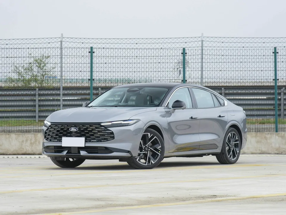 Ford Mondeo, Generation 6, facelift, Sedan