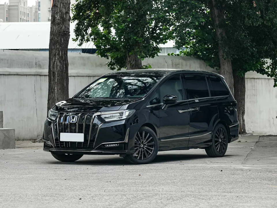 Honda Elysion, 2 поколение, RC, 3-й рестайлинг, Минивэн