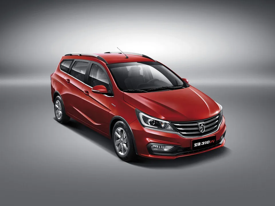 Baojun 310, I, Estate