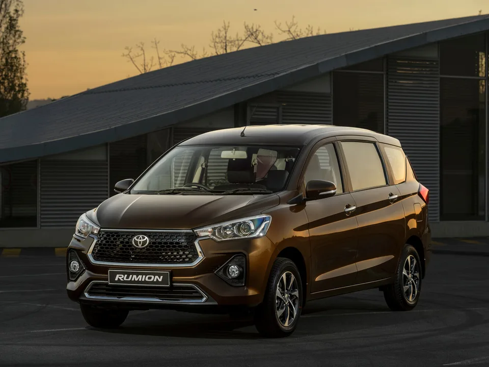 Toyota Rumion, I Рестайлинг, Компактвэн
