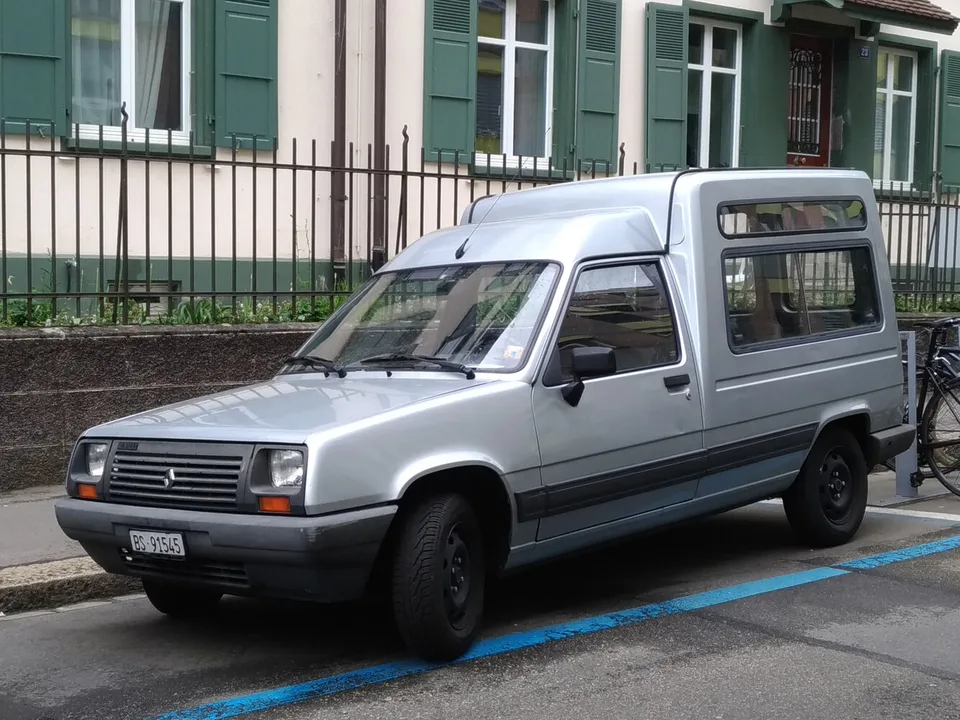 Renault Rapid, , Компактвэн