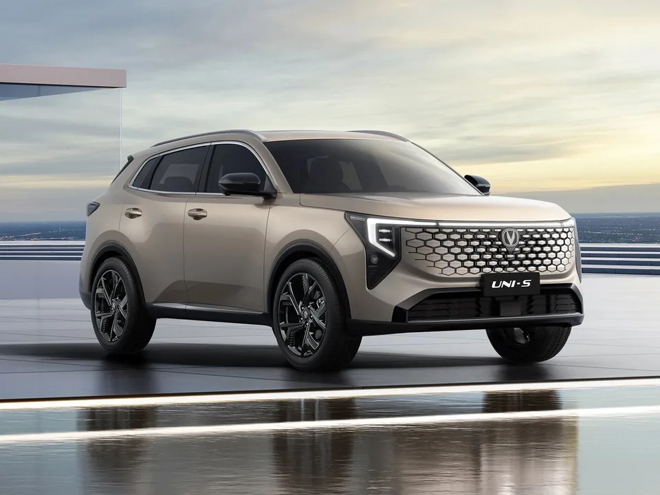 Changan UNI-S, Generation 1, facelift, Crossover / SUV