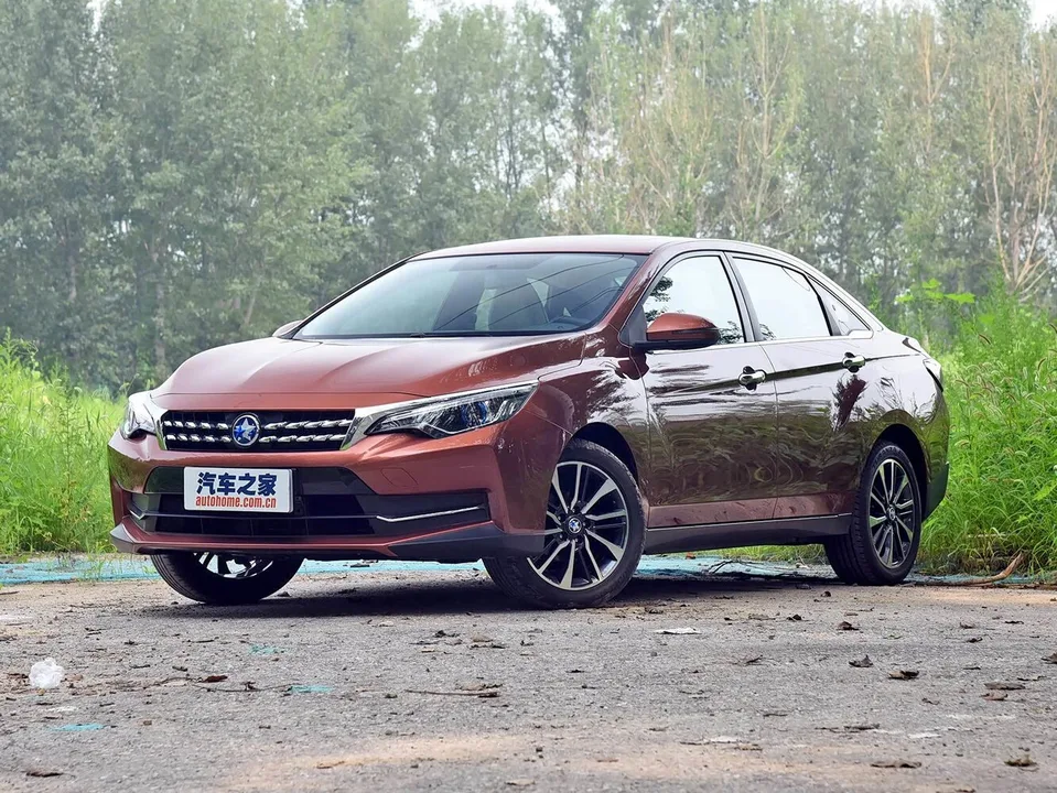 Venucia D60, I, Sedan