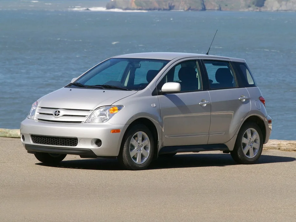 Scion xA, , Хэтчбек, 5 дверей