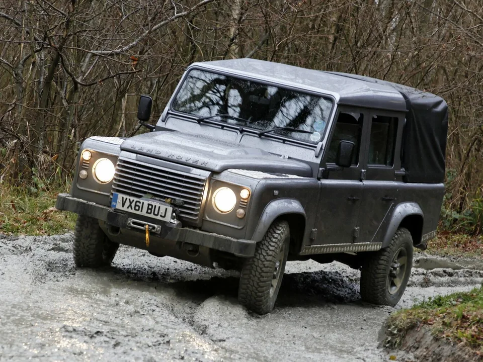Land Rover Defender, 1 поколение, 130, рестайлинг, Пикап