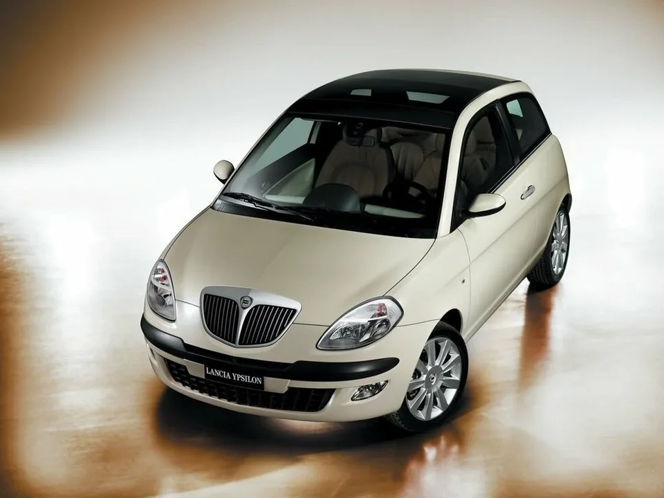 Lancia Ypsilon, II (Type 843), 3-door hatchback