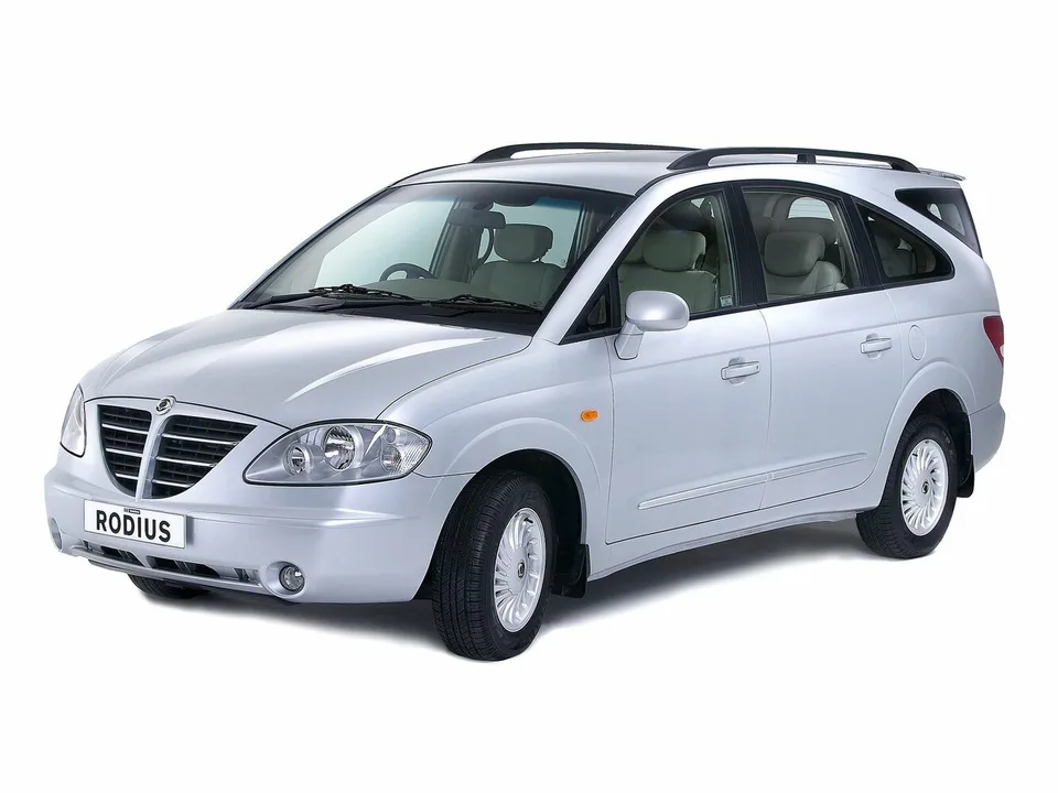 SsangYong Rodius, I, Минивэн