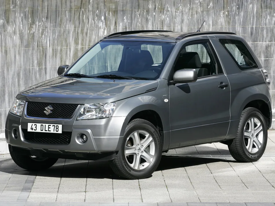 Suzuki Grand Vitara, Generation 2, 3-door SUV