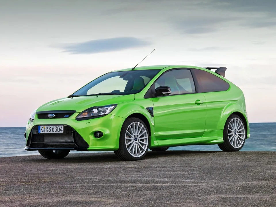 Ford Focus RS, Generation 2, 3-door hatchback