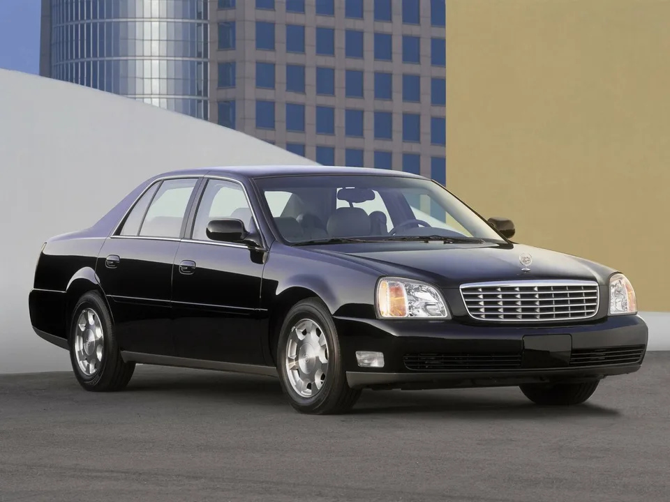 Cadillac DeVille, VIII, Sedan