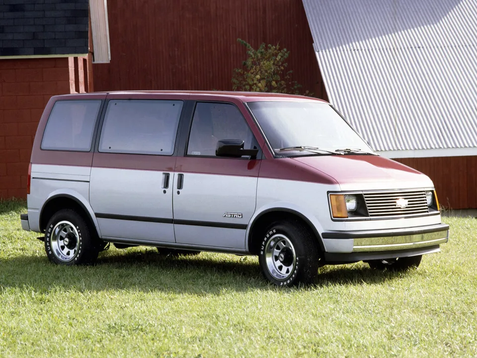 Chevrolet Astro, I, Minivan