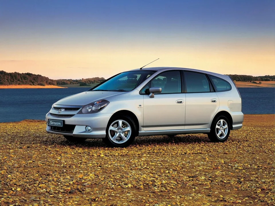 Honda Stream, I Рестайлинг, Компактвэн