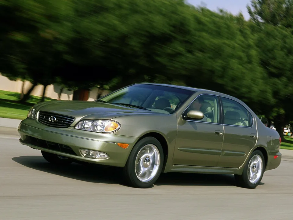 Infiniti I, II, Sedan
