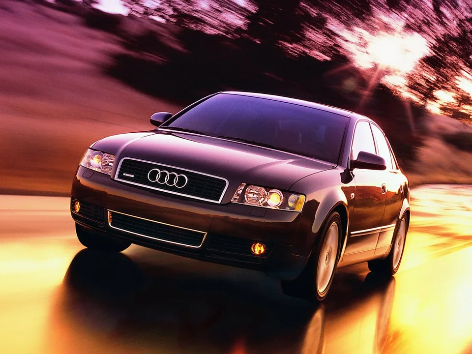 Audi A4, 2 поколение, B6, Седан