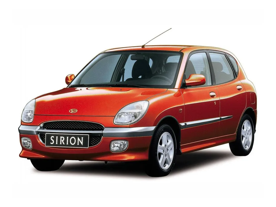 Daihatsu Sirion, Generation 1, M100, 5-door hatchback