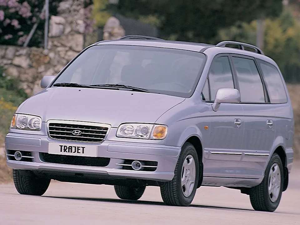 Hyundai Trajet, I, Compact MPV