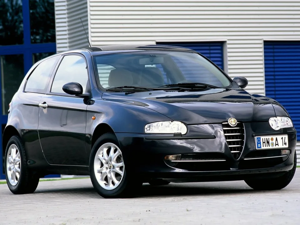 Alfa Romeo 147, Generation 1, 937A, 3-door hatchback