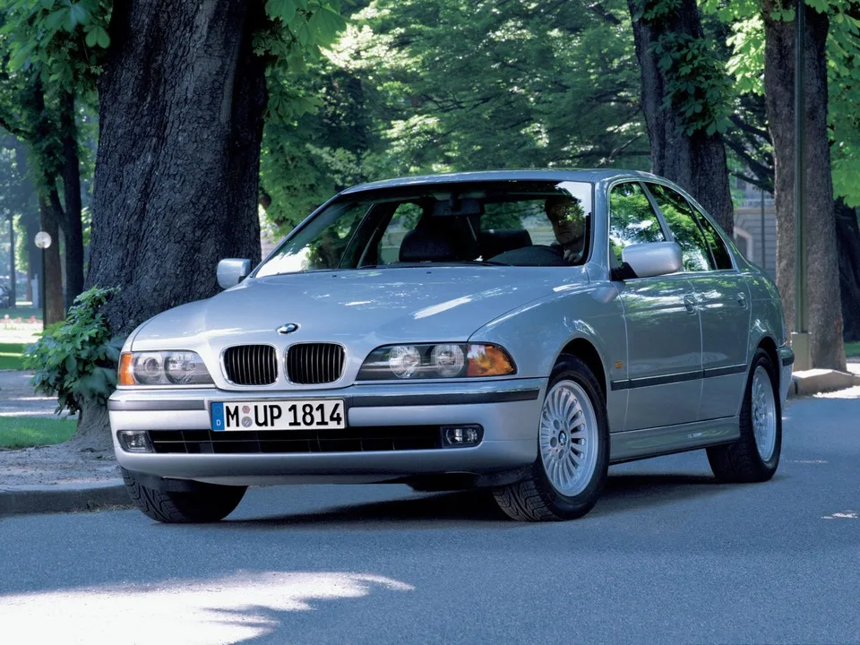 BMW 5 серии, IV (E39), Седан