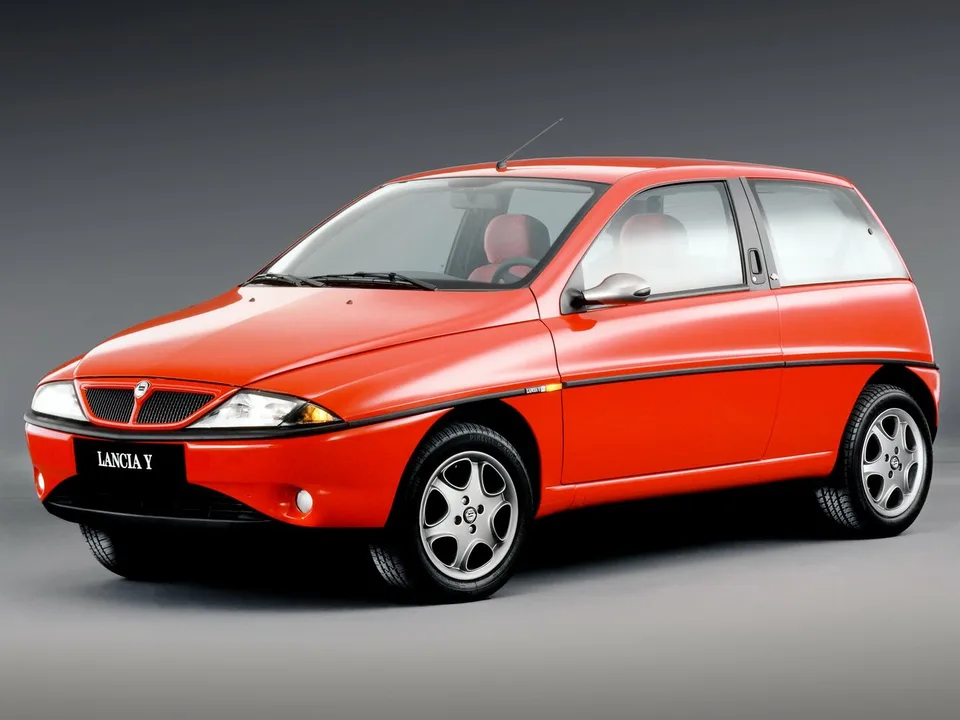 Lancia Ypsilon, I (Type 840), 3-door hatchback
