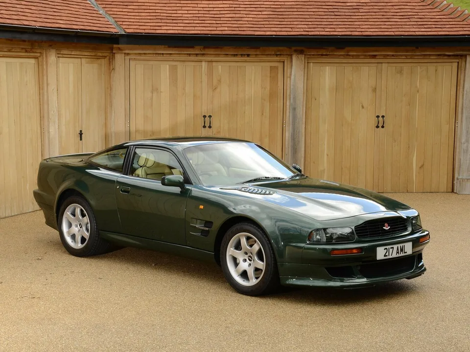 Aston Martin V8 Vantage, II, Купе