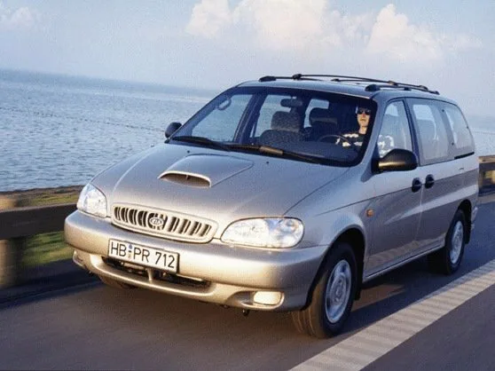 Kia Carnival, Generation 1, UP/GQ, Minivan