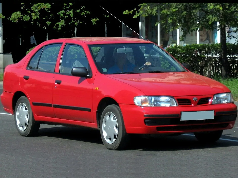 Nissan Almera, 1 поколение, N15, Седан