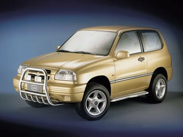 Suzuki Grand Vitara, Generation 1, 3-door SUV