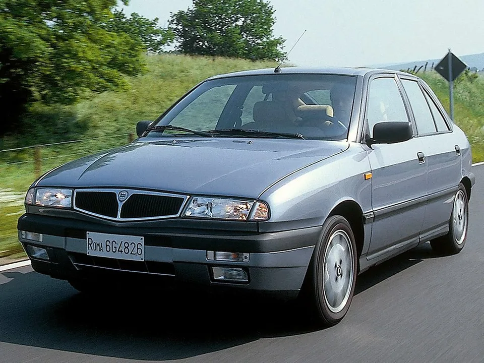 Lancia Delta, Generation 2, 836, 5-door hatchback