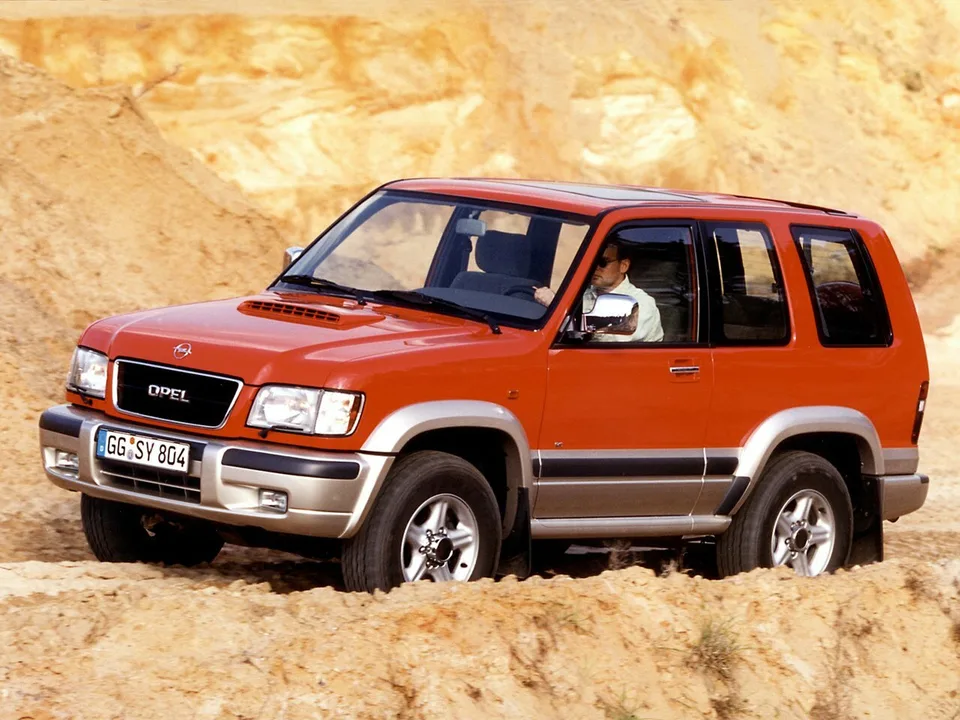 Opel Monterey, A, 3-door SUV