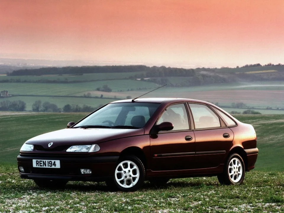 Renault Laguna, 1 поколение, X56, Лифтбек