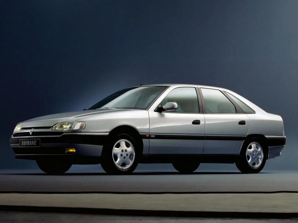 Renault Safrane, Generation 1, B54E, Liftback
