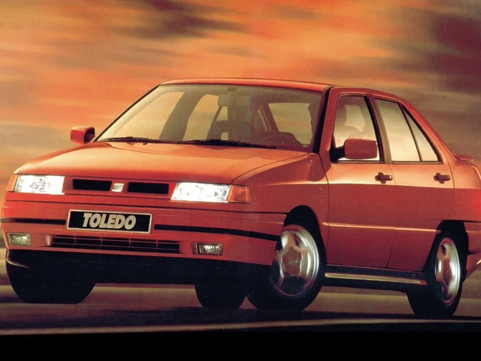 SEAT Toledo, I, Liftback