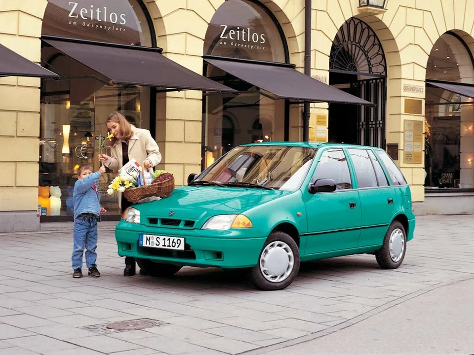 Suzuki Swift, Generation 2, facelift, 5-door hatchback