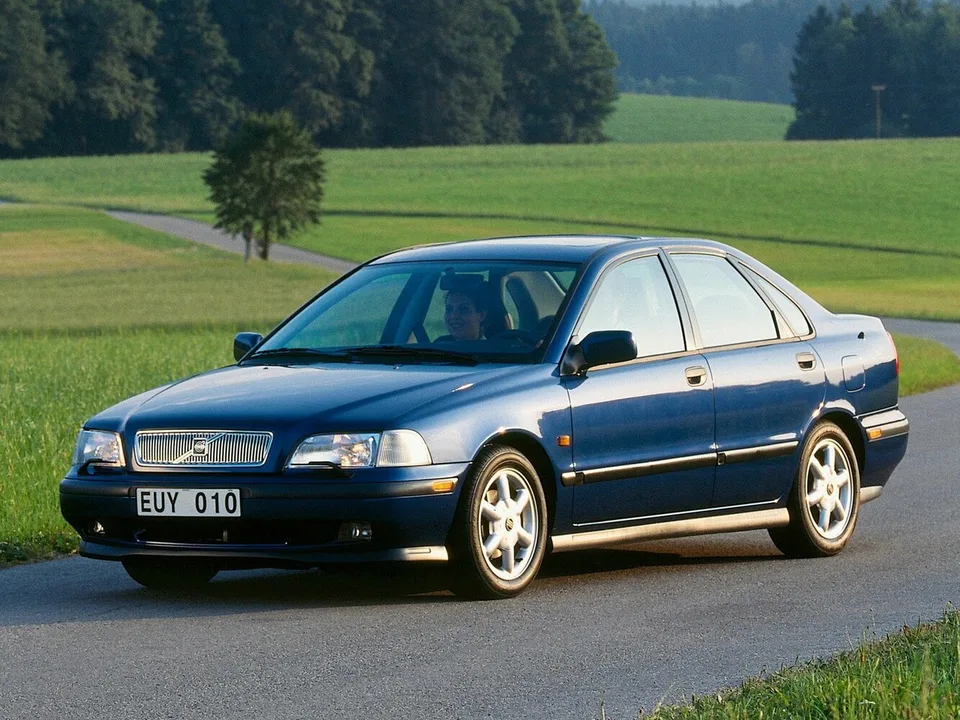 Volvo S40, 1 поколение, VS, Седан