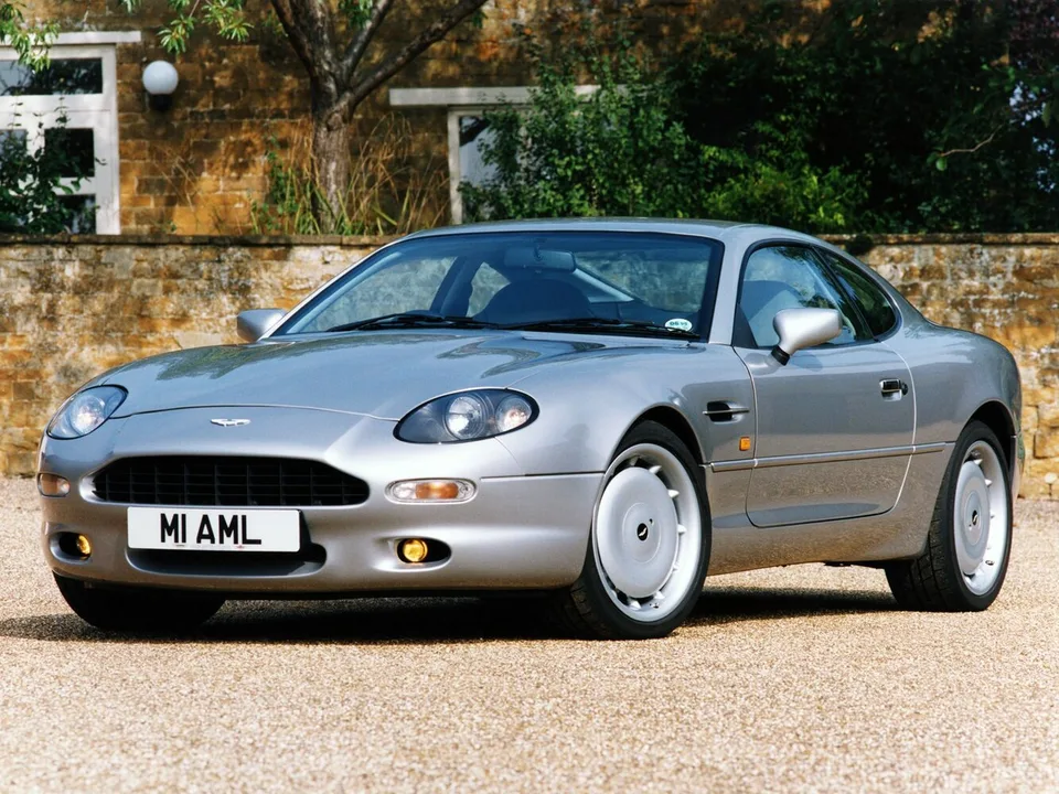 Aston Martin DB7, 1 поколение, Купе