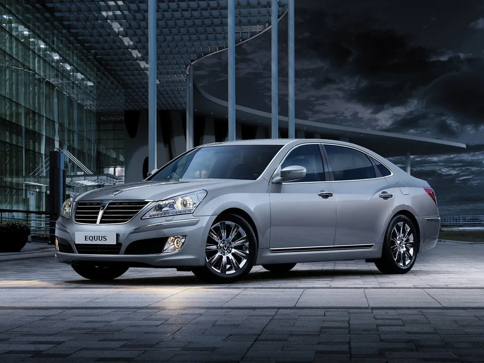 Hyundai Equus, Generation 2, Sedan