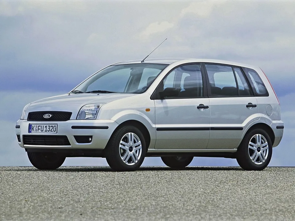 Ford Fusion, Generation 1, 5-door hatchback