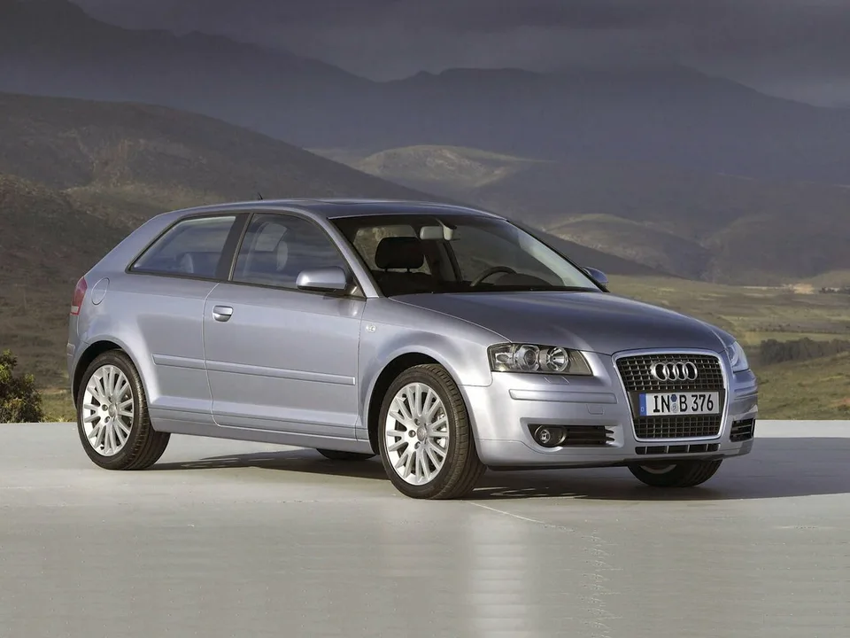 Audi A3, Generation 2, 8P, facelift, 3-door hatchback