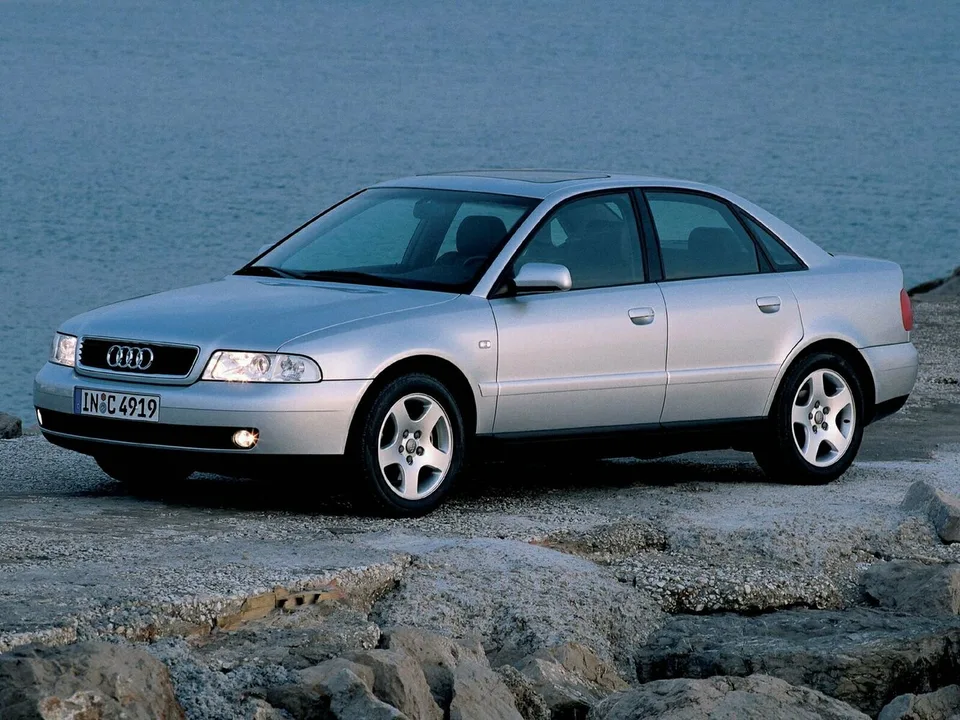 Audi A4, 1 поколение, B5, рестайлинг, Седан