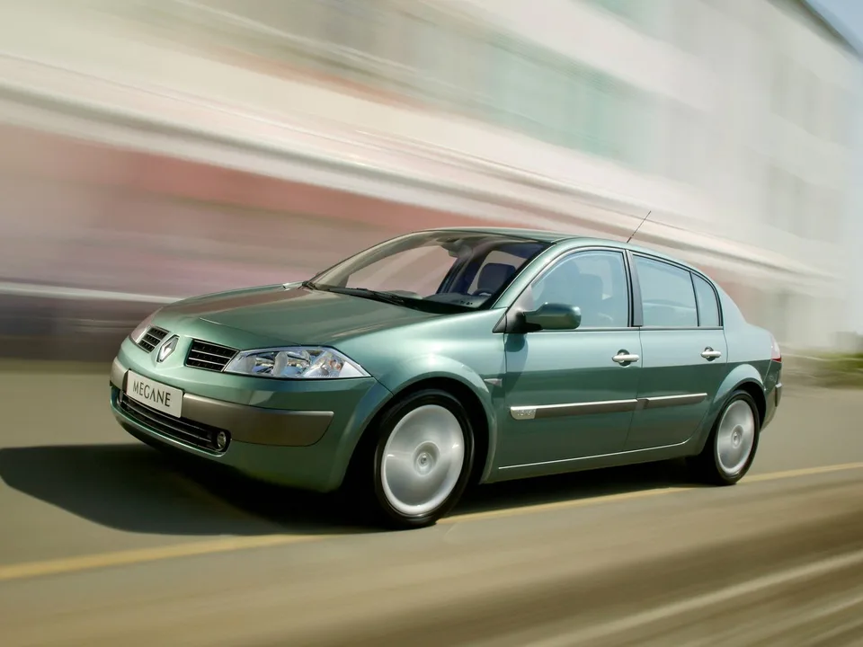 Renault Megane, Generation 2, Sedan