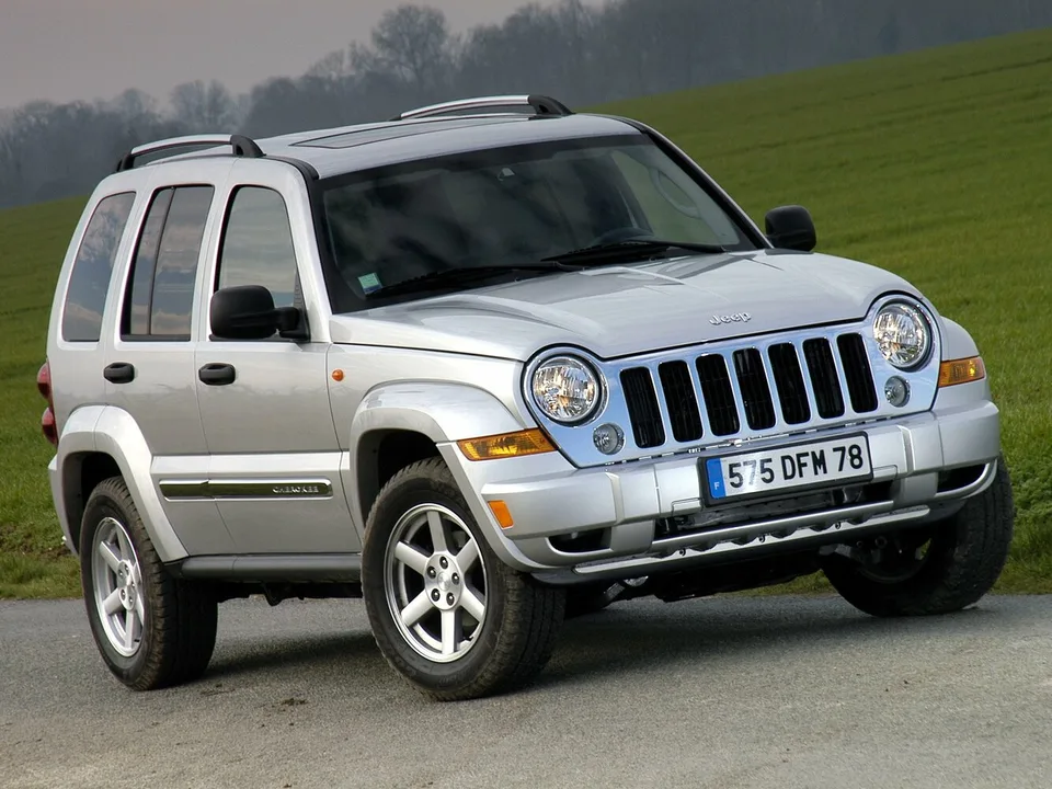 Jeep Cherokee, Generation 3, KJ, facelift, Crossover / SUV