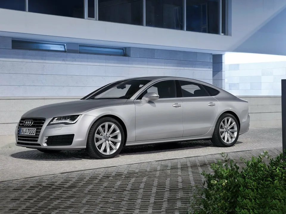 Audi A7, 1 поколение, Лифтбек