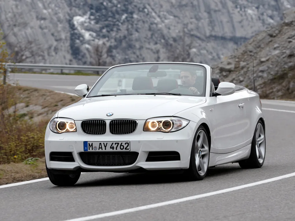 BMW 1 серии, I (E82/E88) Рестайлинг 2, Кабриолет