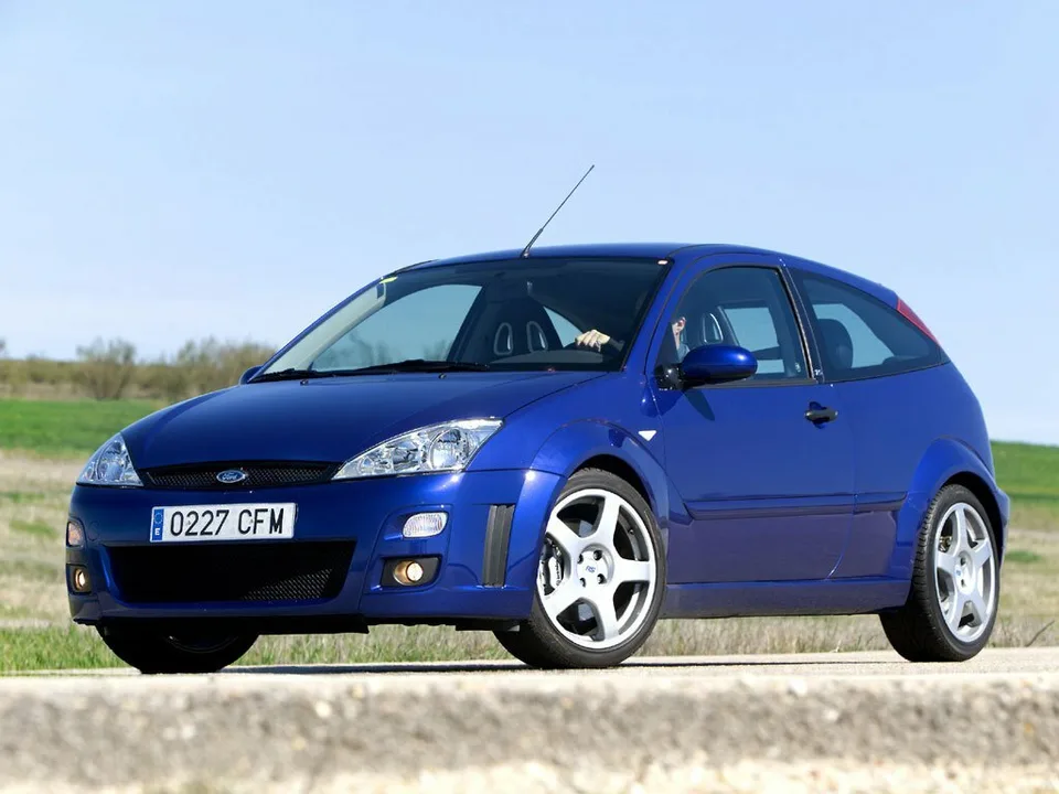 Ford Focus RS, Generation 1, 3-door hatchback