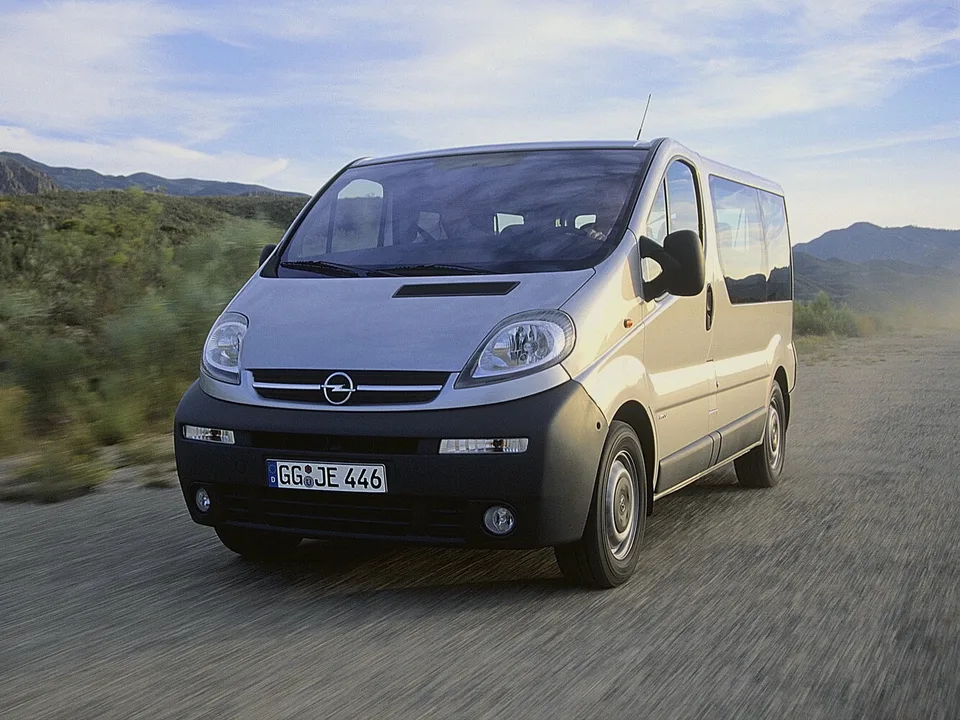 Opel Vivaro, A, Минивэн